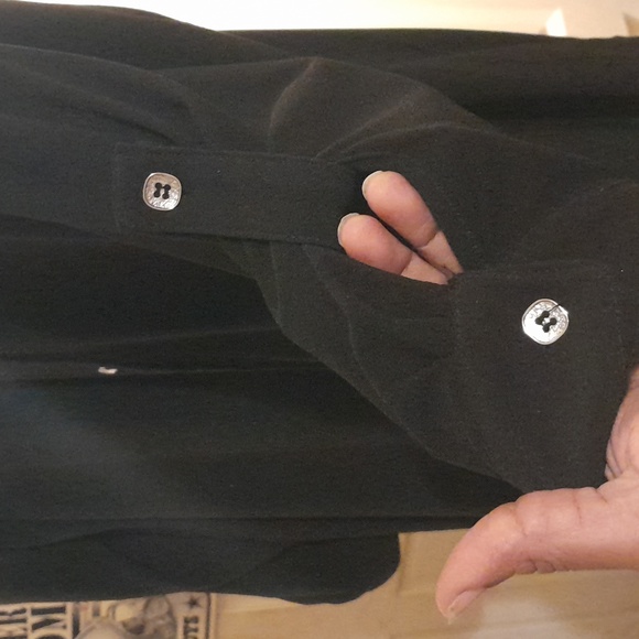 Plus size black dress - Picture 3 of 9